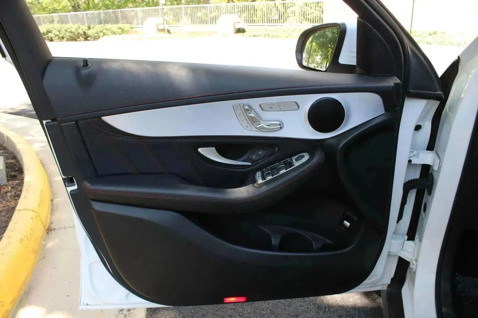Used 2019 Mercedes-Benz GLC 43 AMG 4MATIC image 17