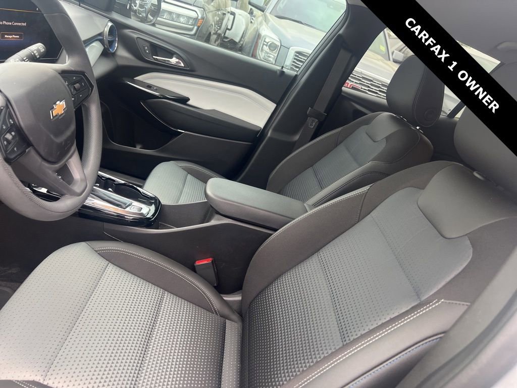 Used 2026 Chevrolet Trax LT image 8