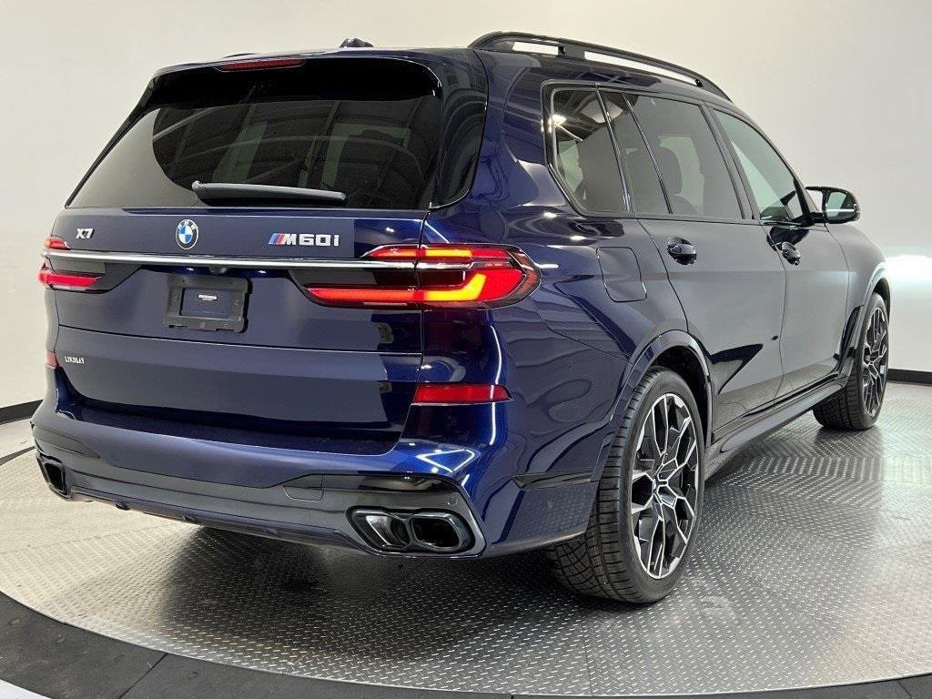 Used 2023 BMW X7 M60i w/ Executive Package image 7