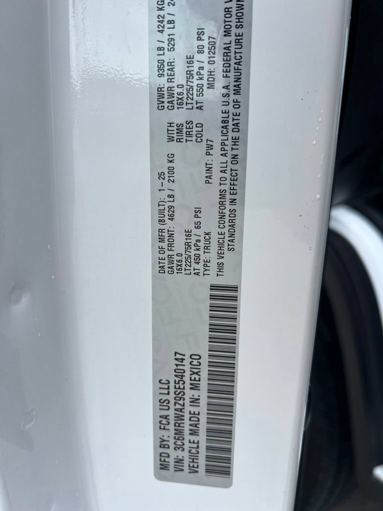 Used 2025 RAM ProMaster 3500 FWD image 43