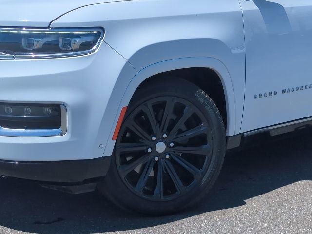 Used 2023 Jeep Grand Wagoneer Series II w/ Premium Group II AWD/4WD image 2