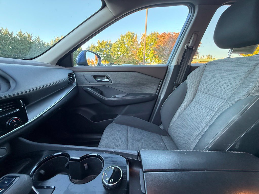 Used 2021 Nissan Rogue SV AWD/4WD image 10