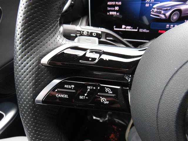 Used 2026 Mercedes-Benz GLC 300 4MATIC image 11