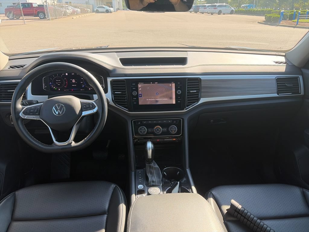 Used 2022 Volkswagen Atlas SEL AWD/4WD image 16