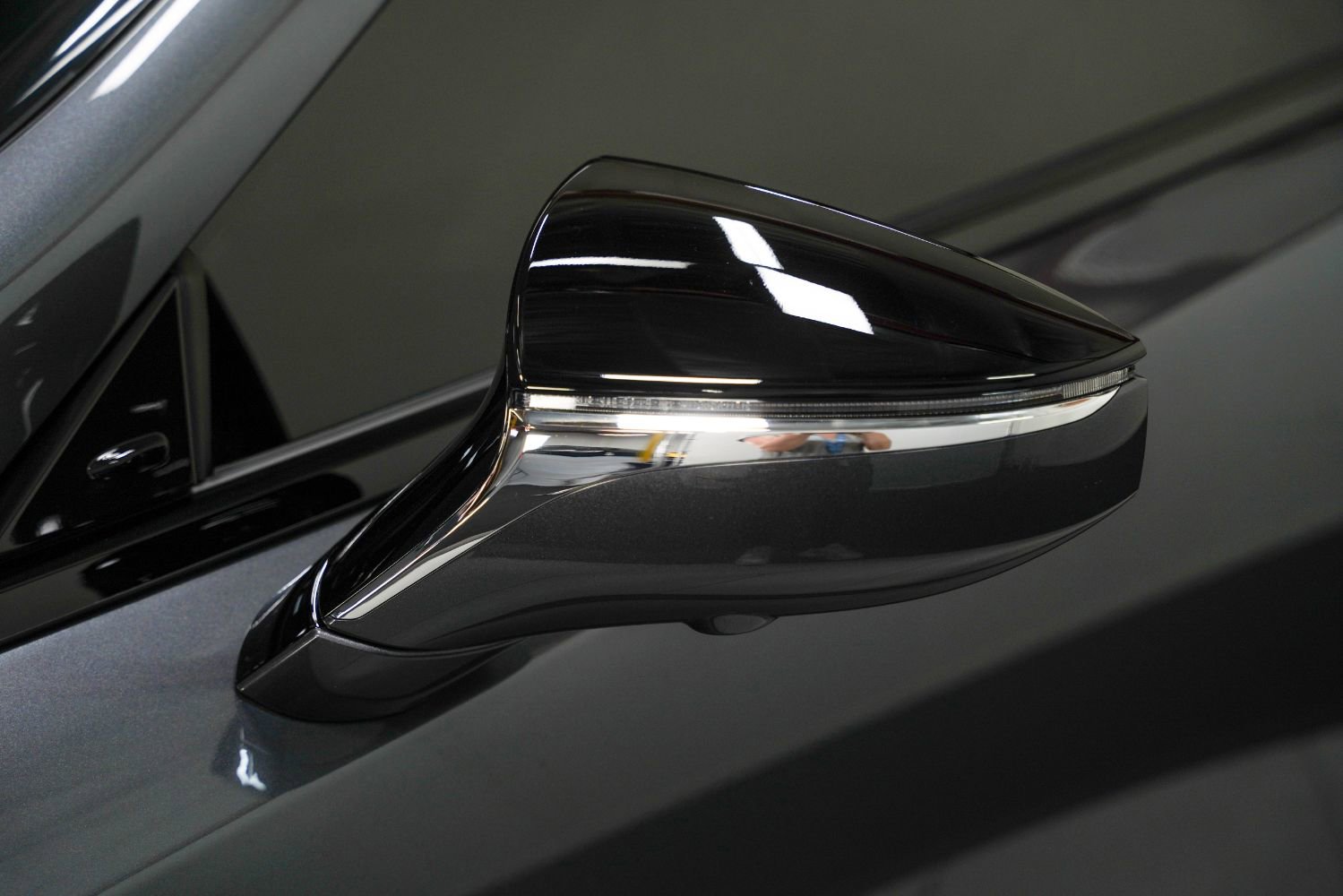 Used 2025 Lexus LC 500 Coupe image 16