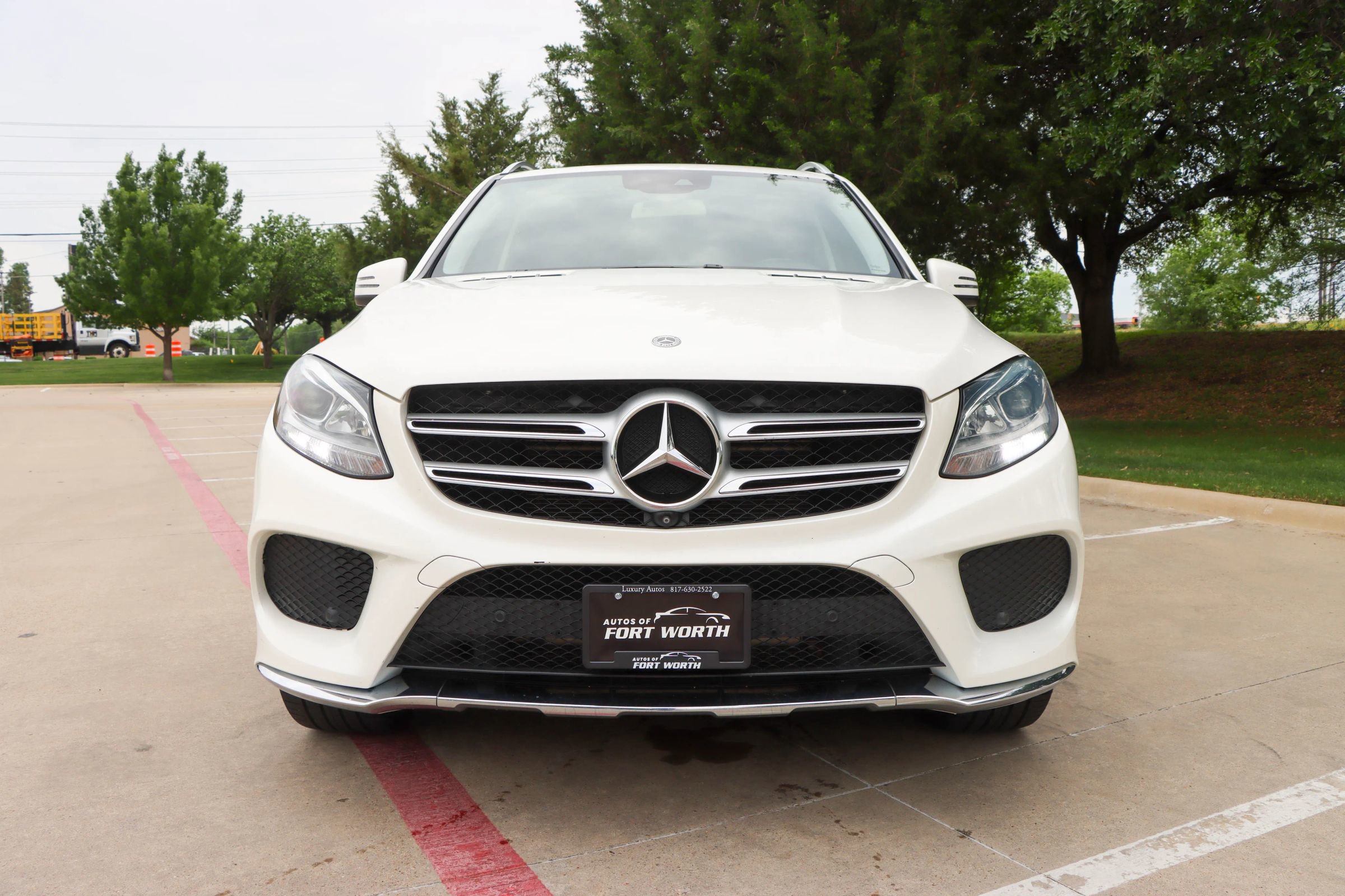 Used 2018 Mercedes-Benz GLE 350 w/ Premium 1 Package image 2