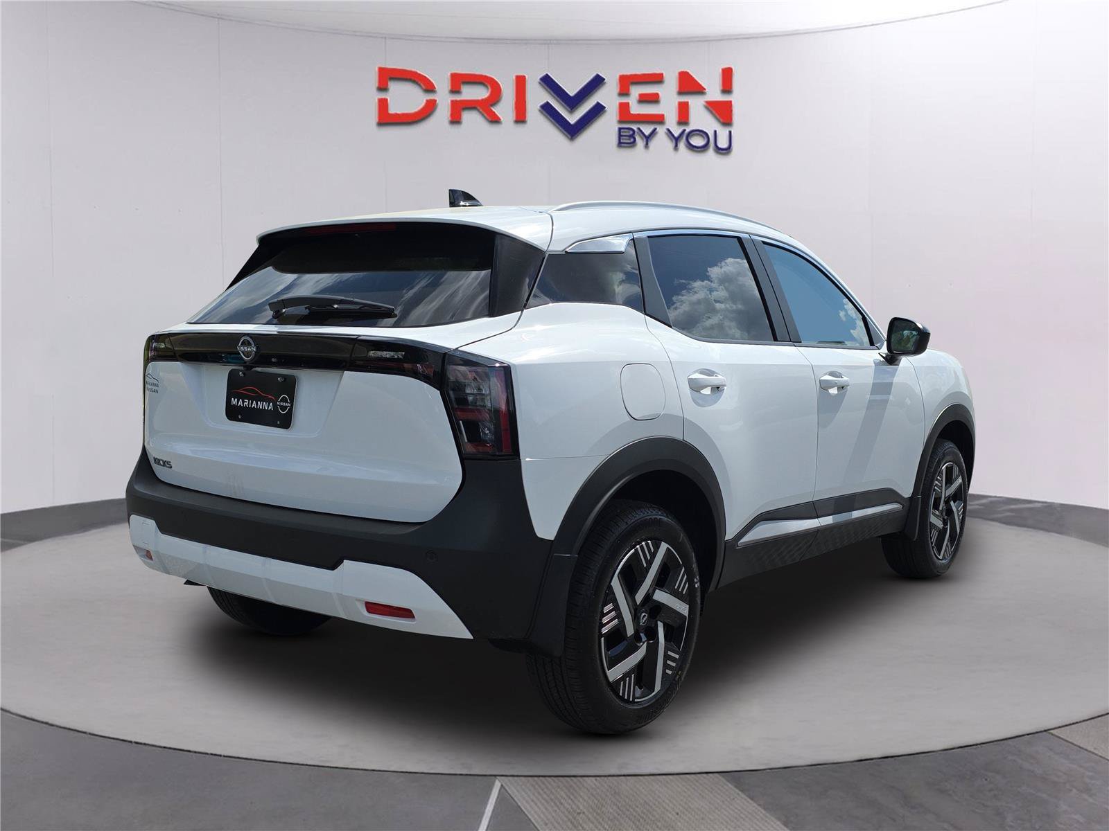 New 2026 Nissan Kicks SV w/ SV Premium Package FWD image 4