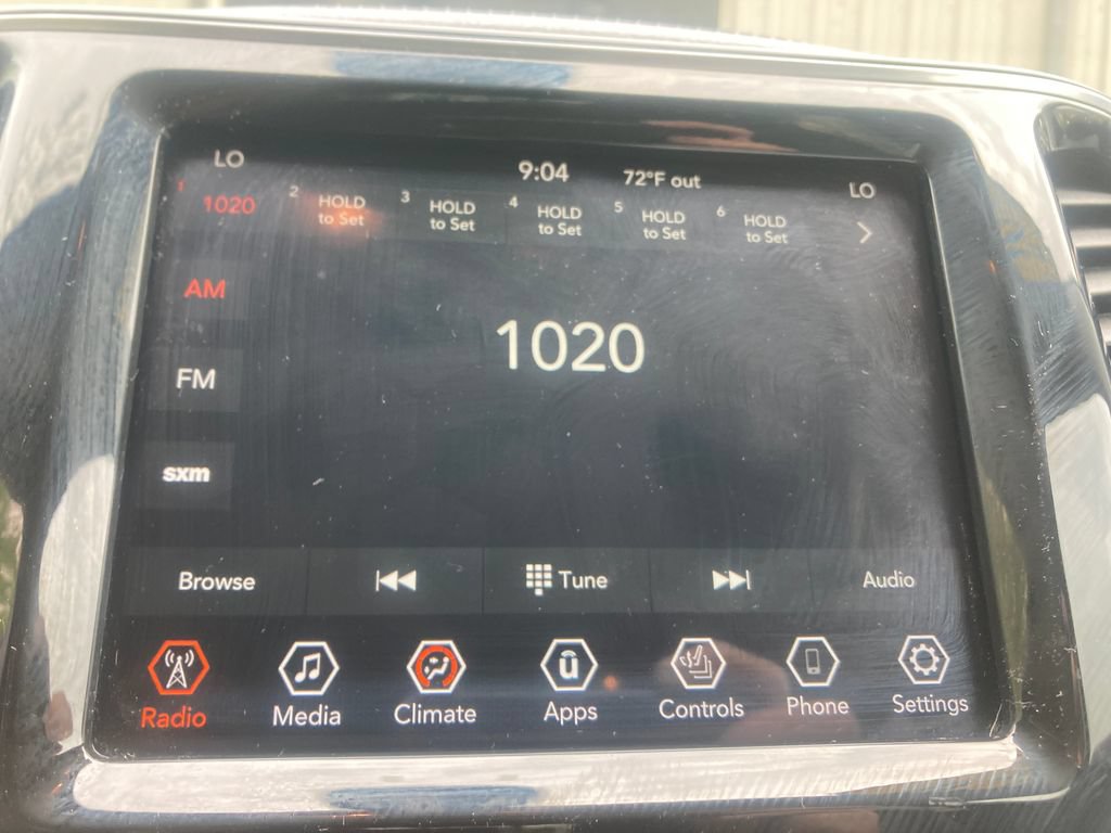 Used 2020 Jeep Cherokee Limited AWD/4WD image 23