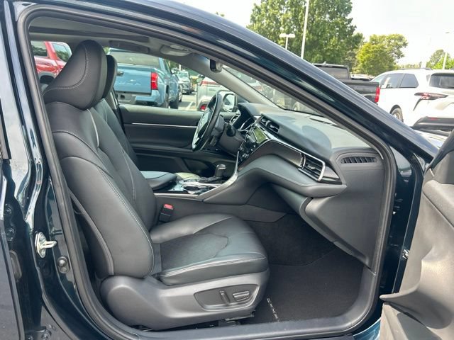 Used 2020 Toyota Camry XSE FWD image 17