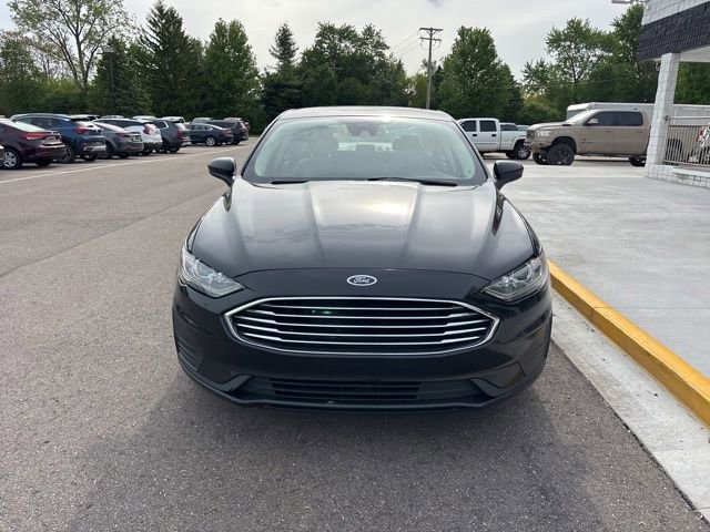 Used 2019 Ford Fusion SE FWD image 3