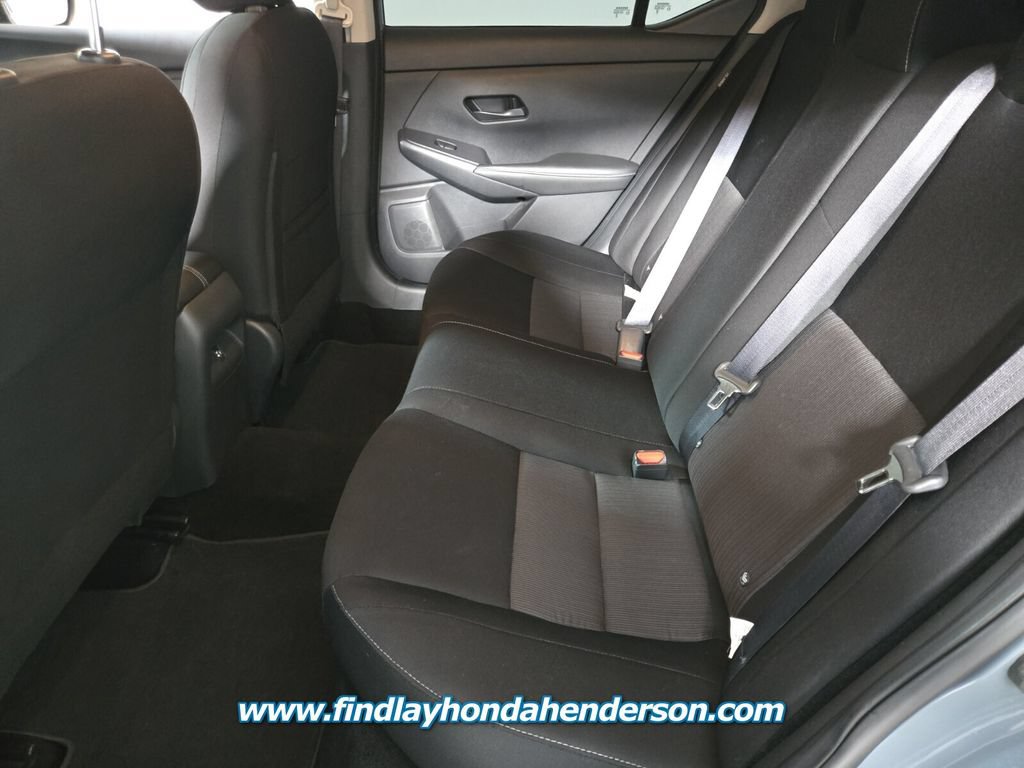 Used 2024 Nissan Sentra SV FWD image 15