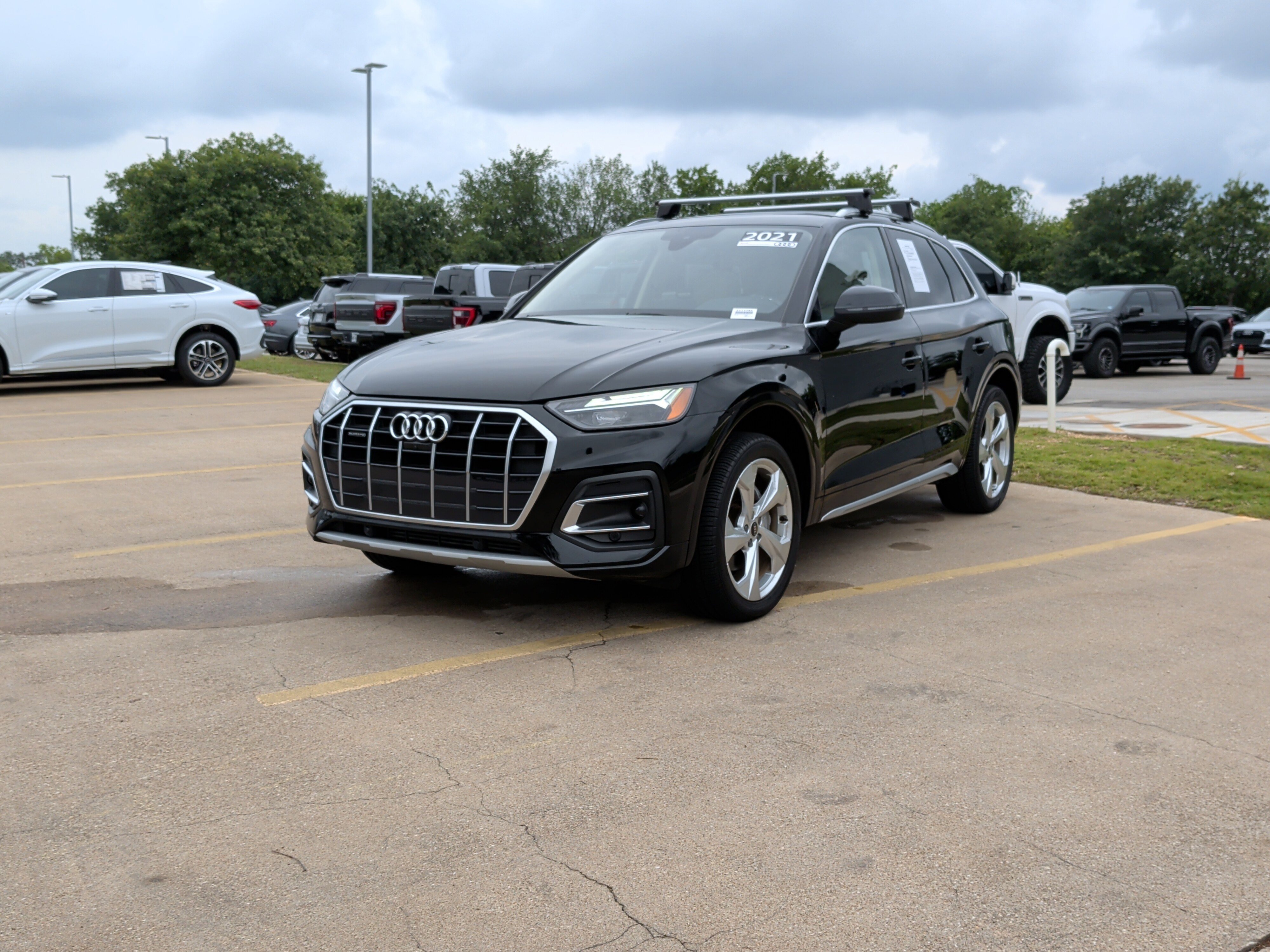 Used 2021 Audi Q5 2.0T Premium Plus w/ Premium Plus Package AWD/4WD image 5