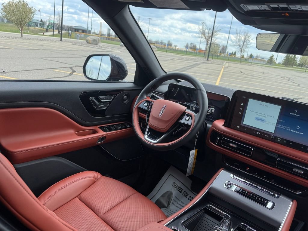 New 2026 Lincoln Aviator Reserve w/ Jet Appearance Package AWD/4WD image 14