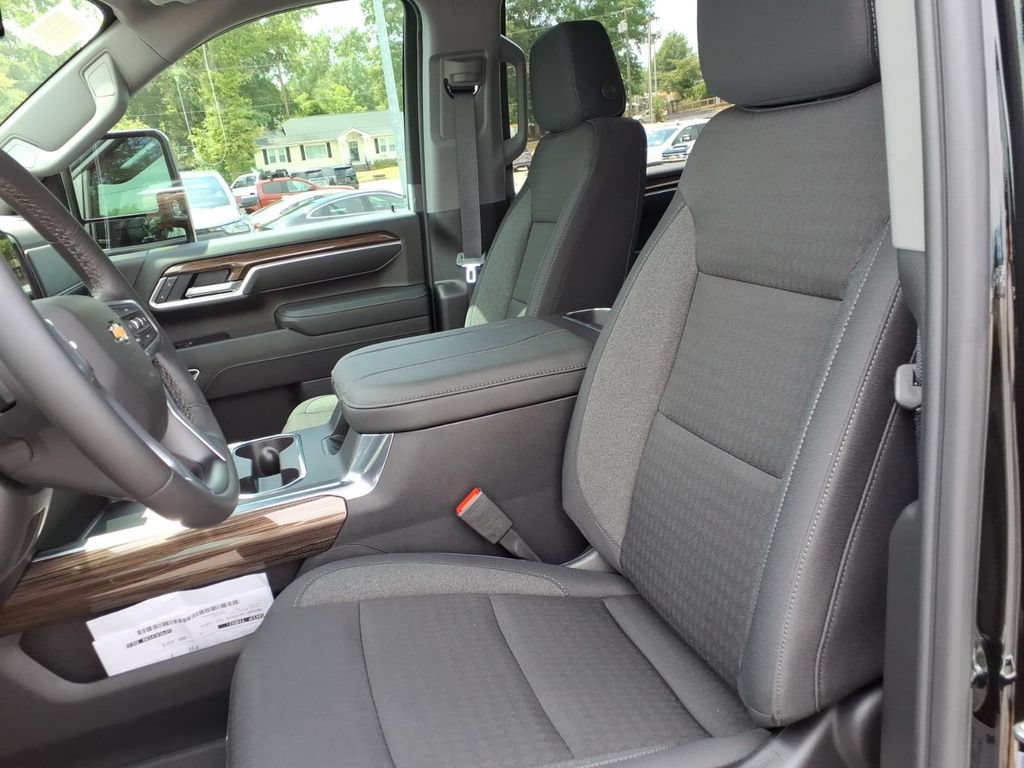 New 2026 Chevrolet Silverado 2500 LT w/ All Star Edition AWD/4WD image 22