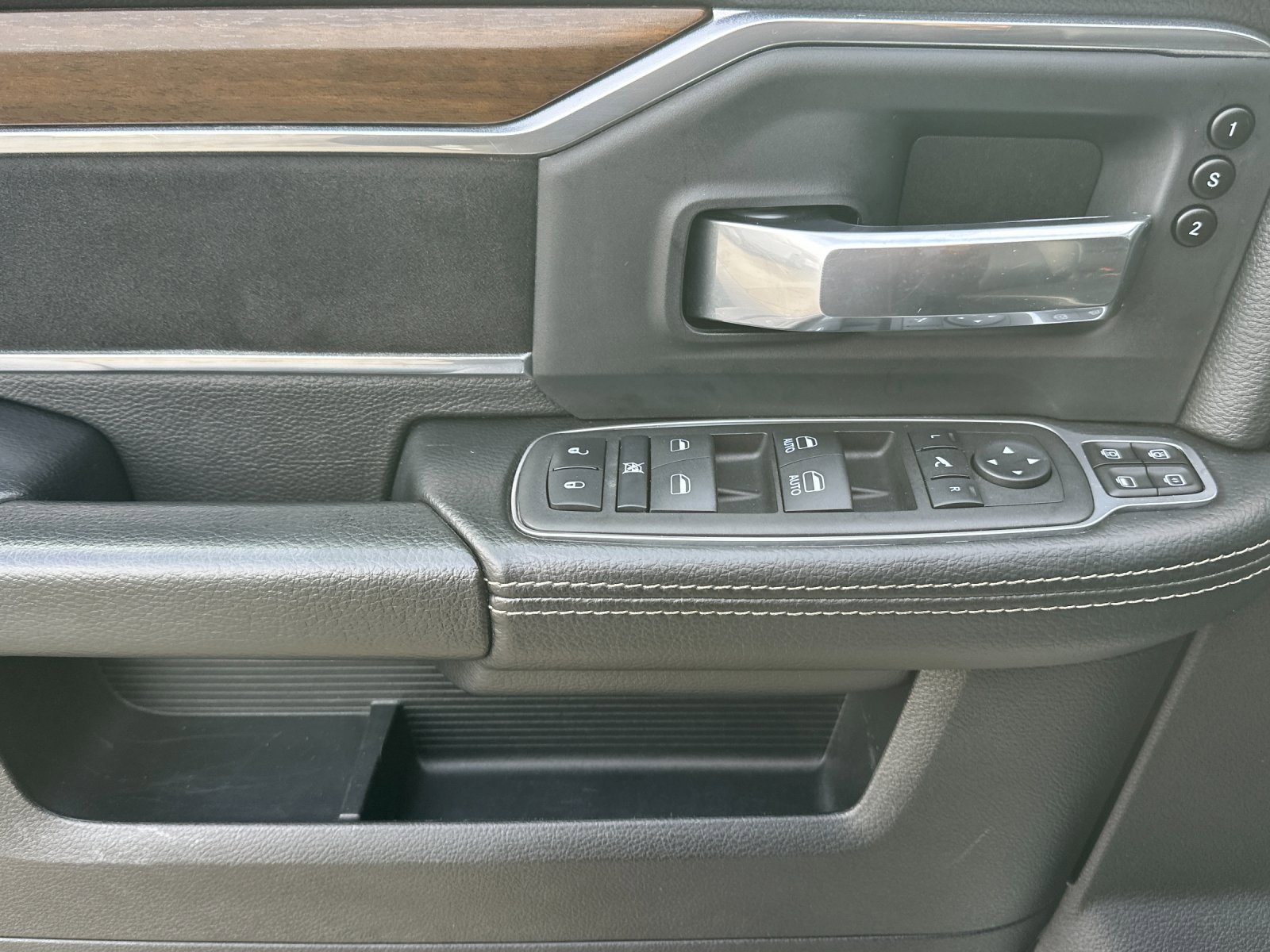 Certified 2024 RAM 2500 Laramie image 11