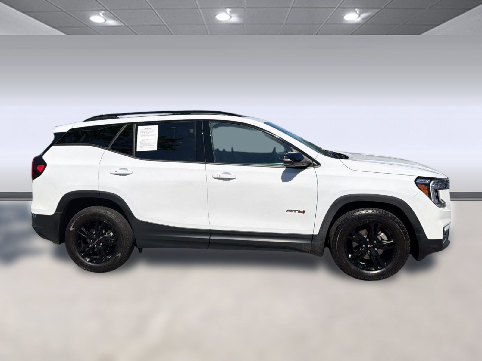 Used 2022 GMC Terrain AT4 w/ Infotainment Package II AWD/4WD image 8