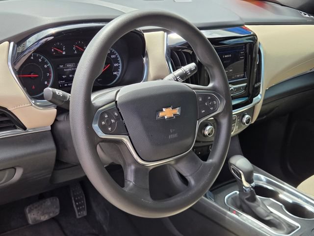 Used 2023 Chevrolet Traverse LS w/ Safety Package FWD image 19