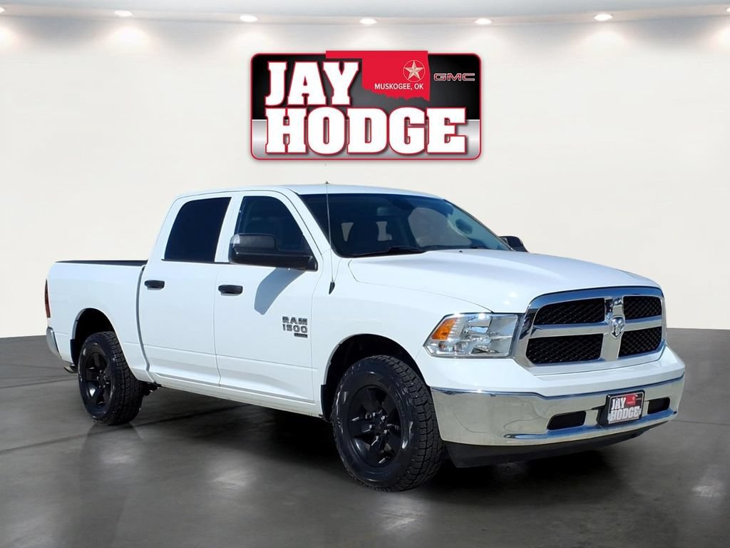 Used 2023 RAM 1500 Classic SLT w/ Trailer & Traction Group AWD/4WD image 1