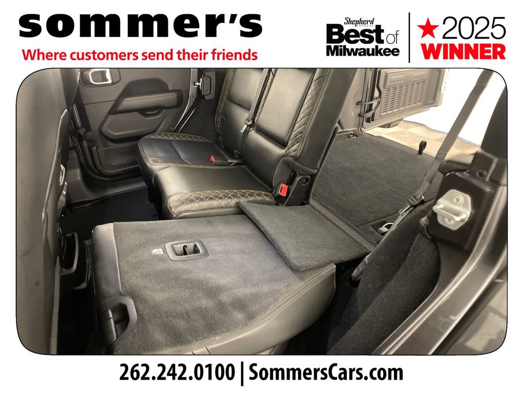 Used 2021 Jeep Wrangler Unlimited Sahara image 28