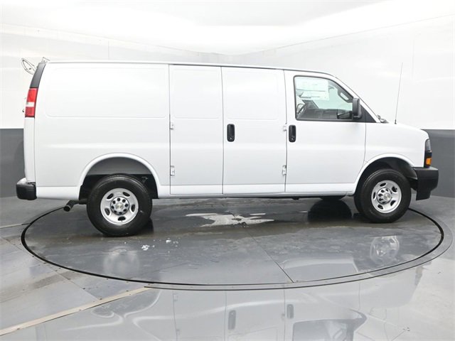 New 2025 Chevrolet Express 2500 w/ Driver Convenience Package image 15