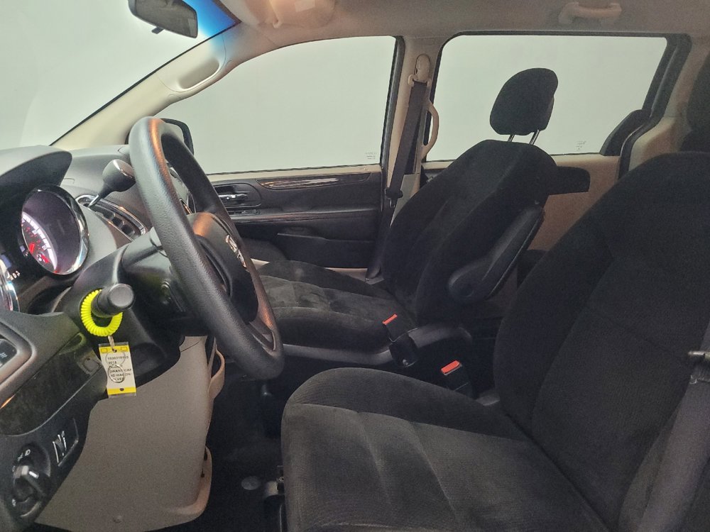 Used 2015 Dodge Grand Caravan American Value Package image 17