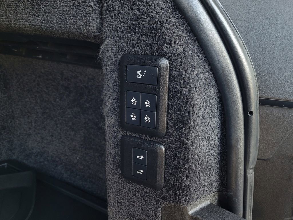 Used 2020 Land Rover Range Rover Autobiography image 39