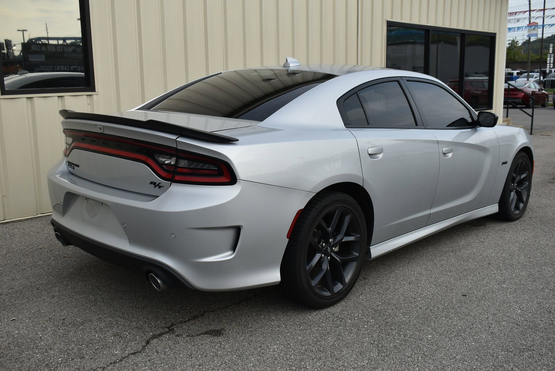 Used 2023 Dodge Charger R/T w/ Blacktop Package image 6