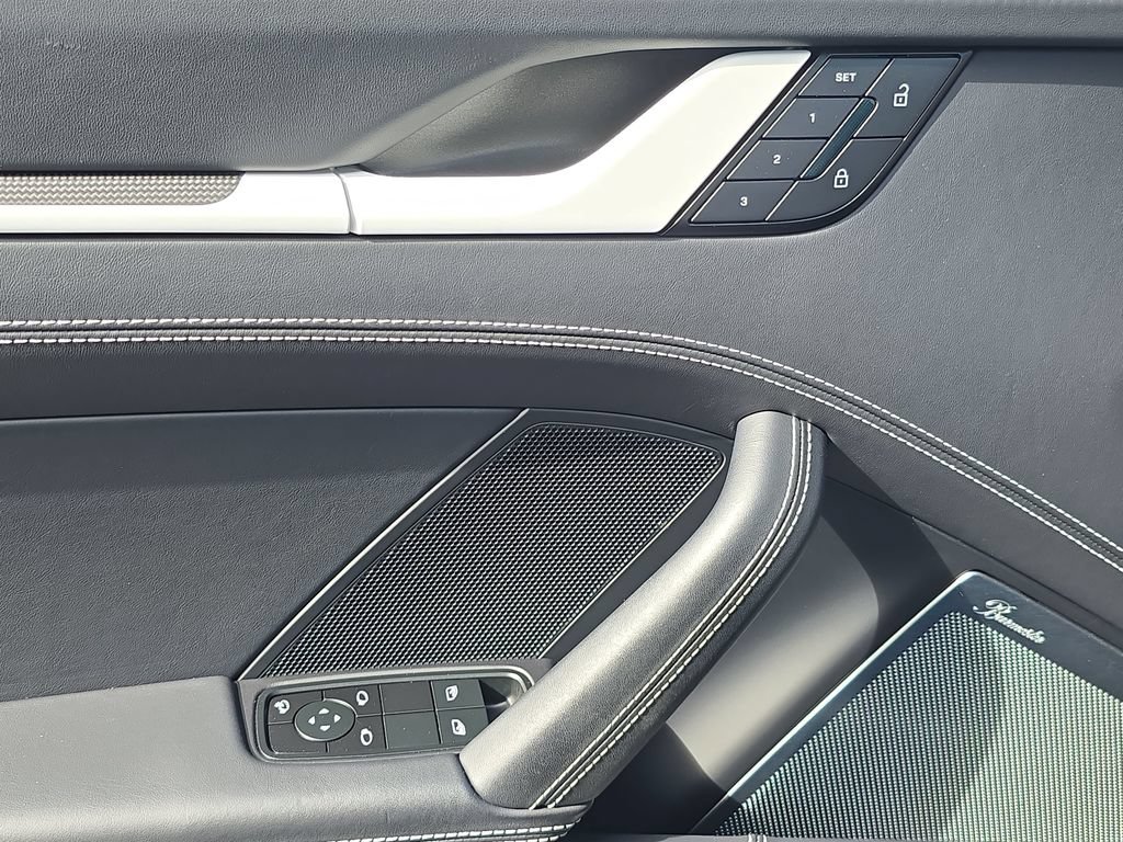 Used 2025 Porsche 911 Carrera S RWD image 30