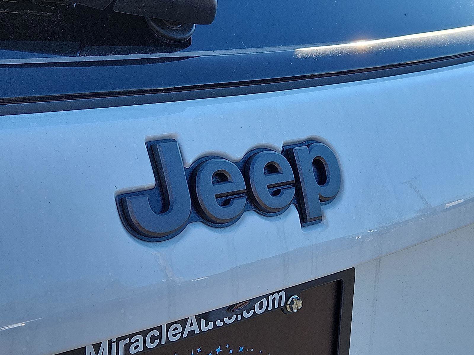 New 2026 Jeep Compass Limited image 17