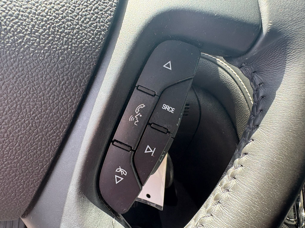 Used 2017 Buick Enclave Leather AWD/4WD image 18