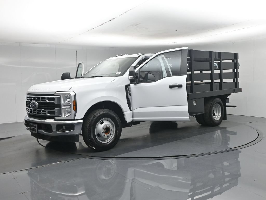 New 2026 Ford F350 XL w/ XL Chrome Package RWD image 24