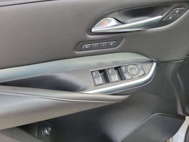 Used 2022 Cadillac XT4 Premium Luxury w/ Technology Package image 14