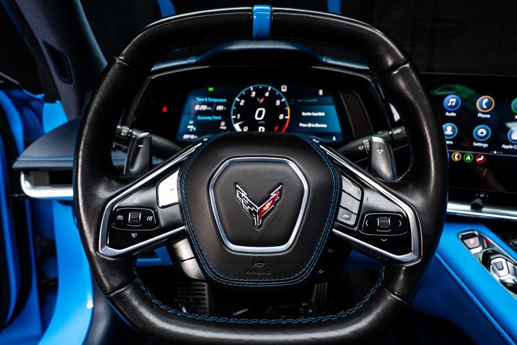 Used 2022 Chevrolet Corvette Stingray Premium Cpe w/ Battery Protection Package RWD image 28
