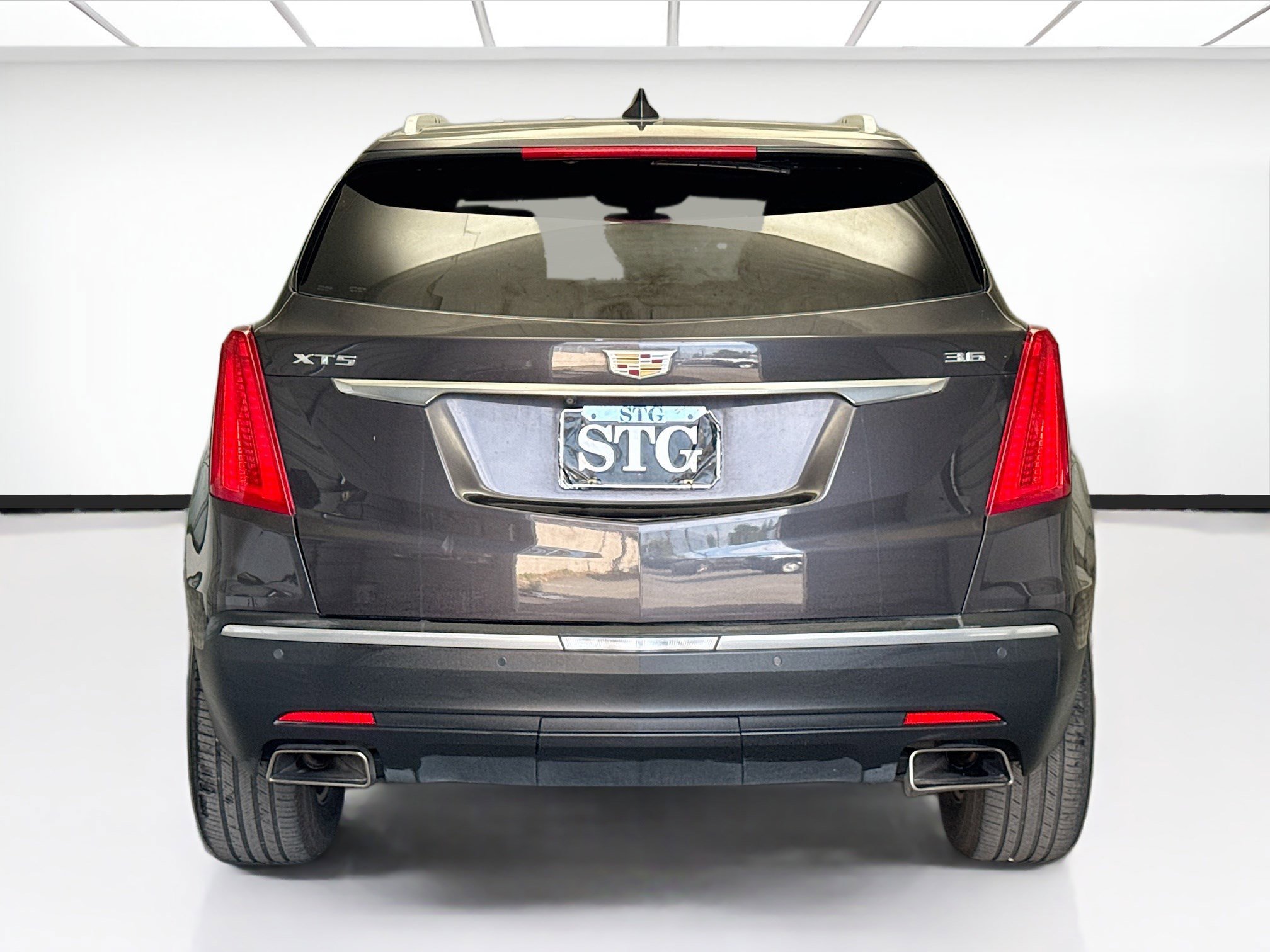 Used 2017 Cadillac XT5 FWD image 5