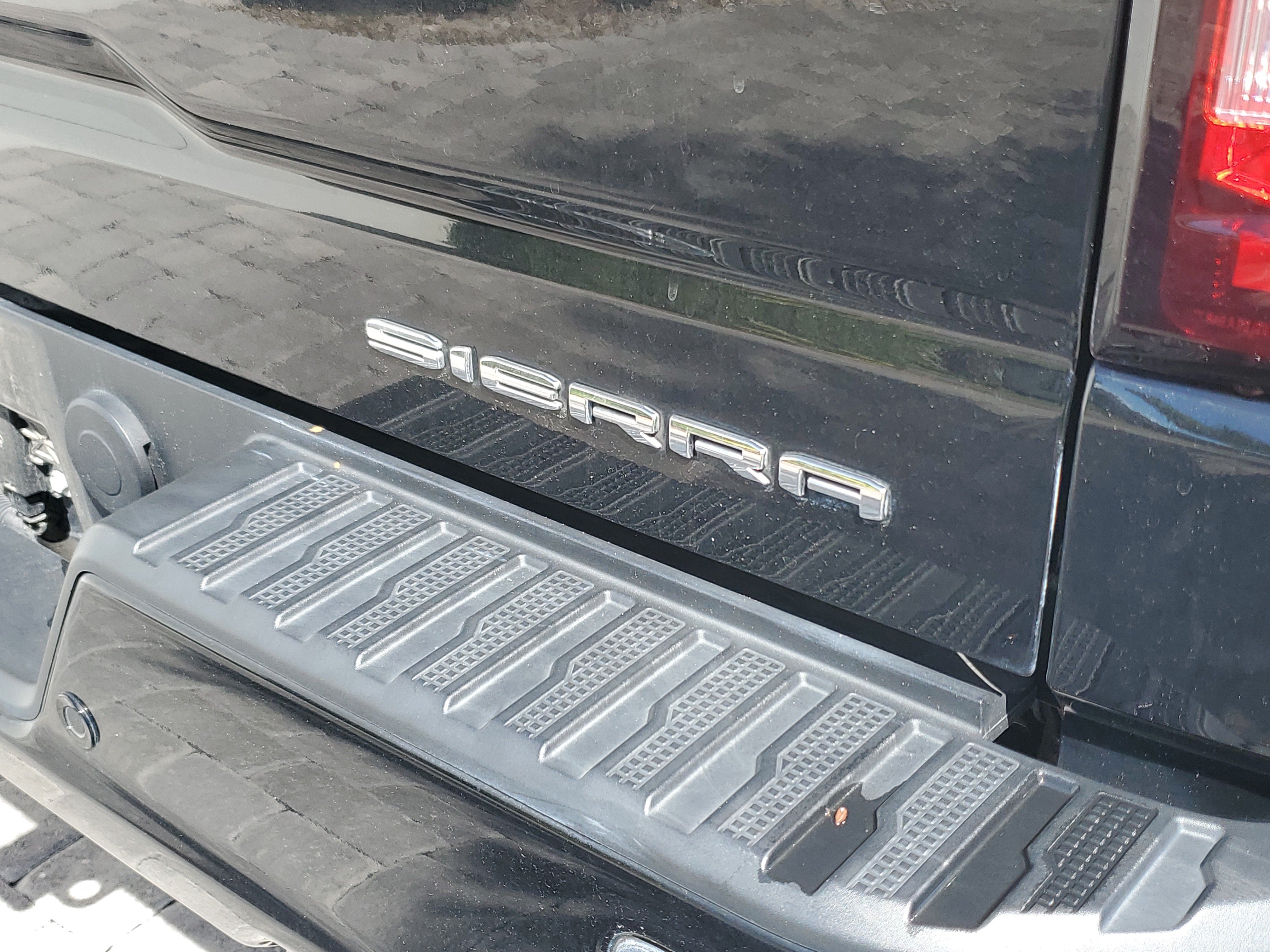 Used 2023 GMC Sierra 1500 Denali w/ Denali Reserve Package AWD/4WD image 6