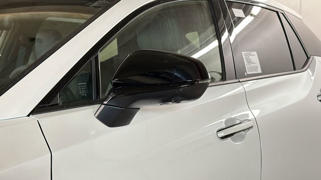 New 2026 Lexus RZ 450e AWD image 4