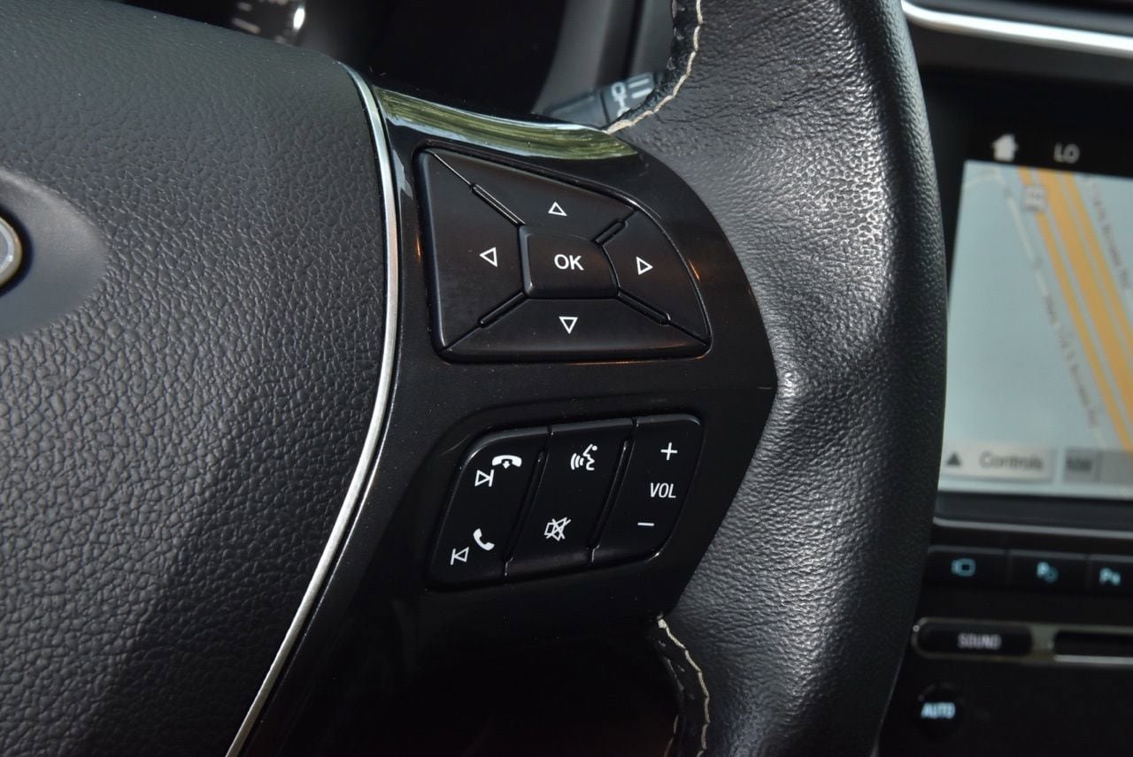 Used 2017 Ford Explorer Platinum AWD/4WD image 22