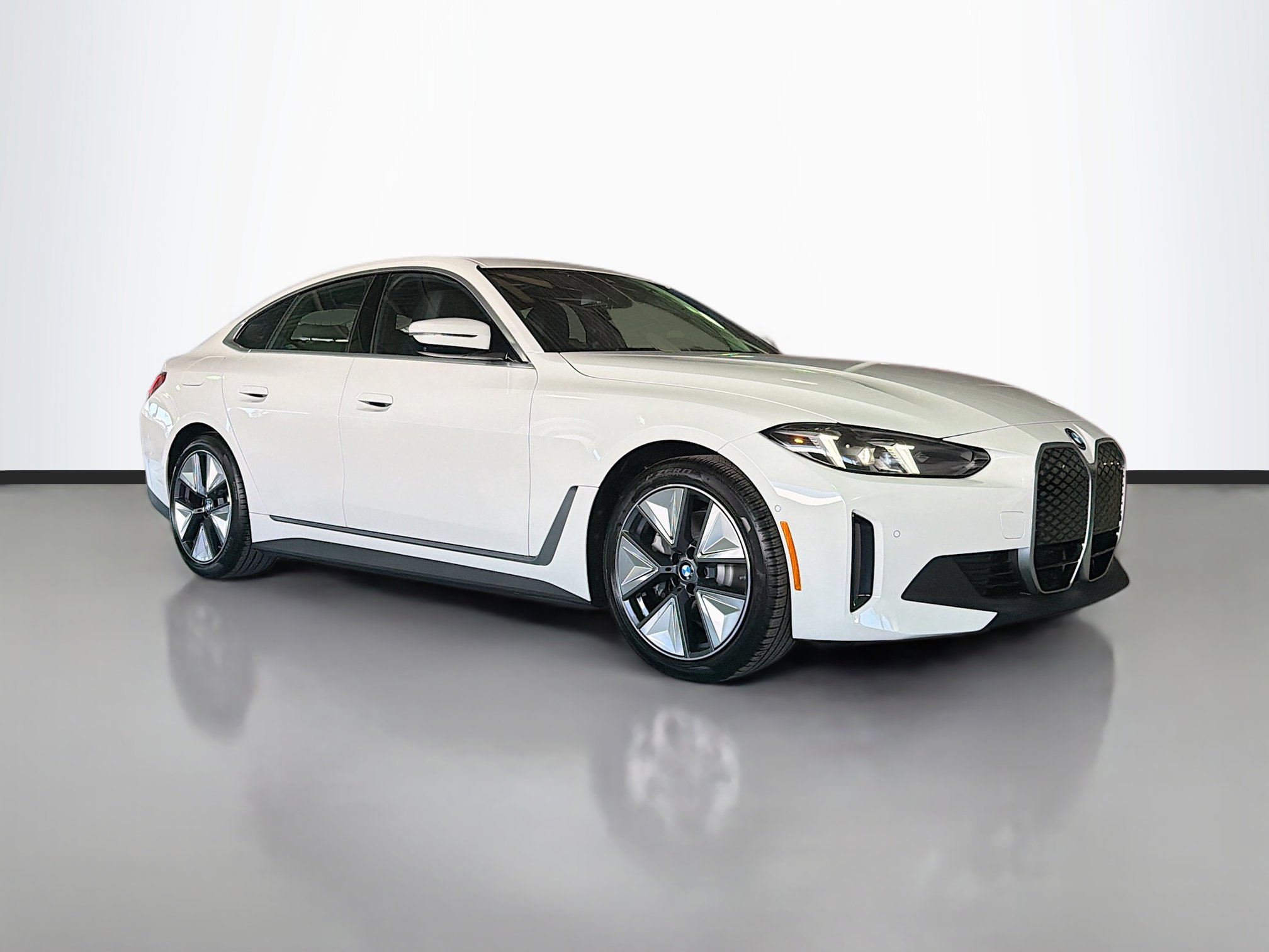 New 2025 BMW i4 xDrive40i w/ Parking Assistance Package