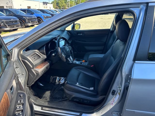 Used 2017 Subaru Outback 2.5i Limited AWD/4WD image 14