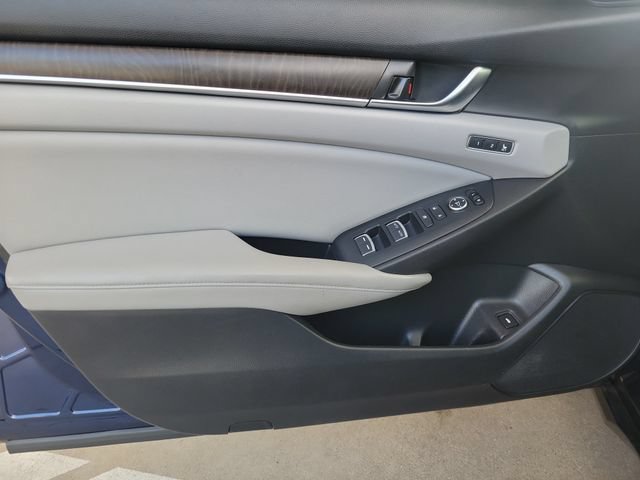 Used 2018 Honda Accord EX-L image 16