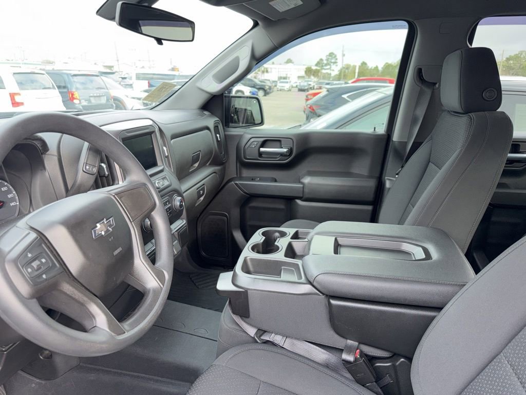 Used 2021 Chevrolet Silverado 1500 Custom Trail Boss AWD/4WD image 17