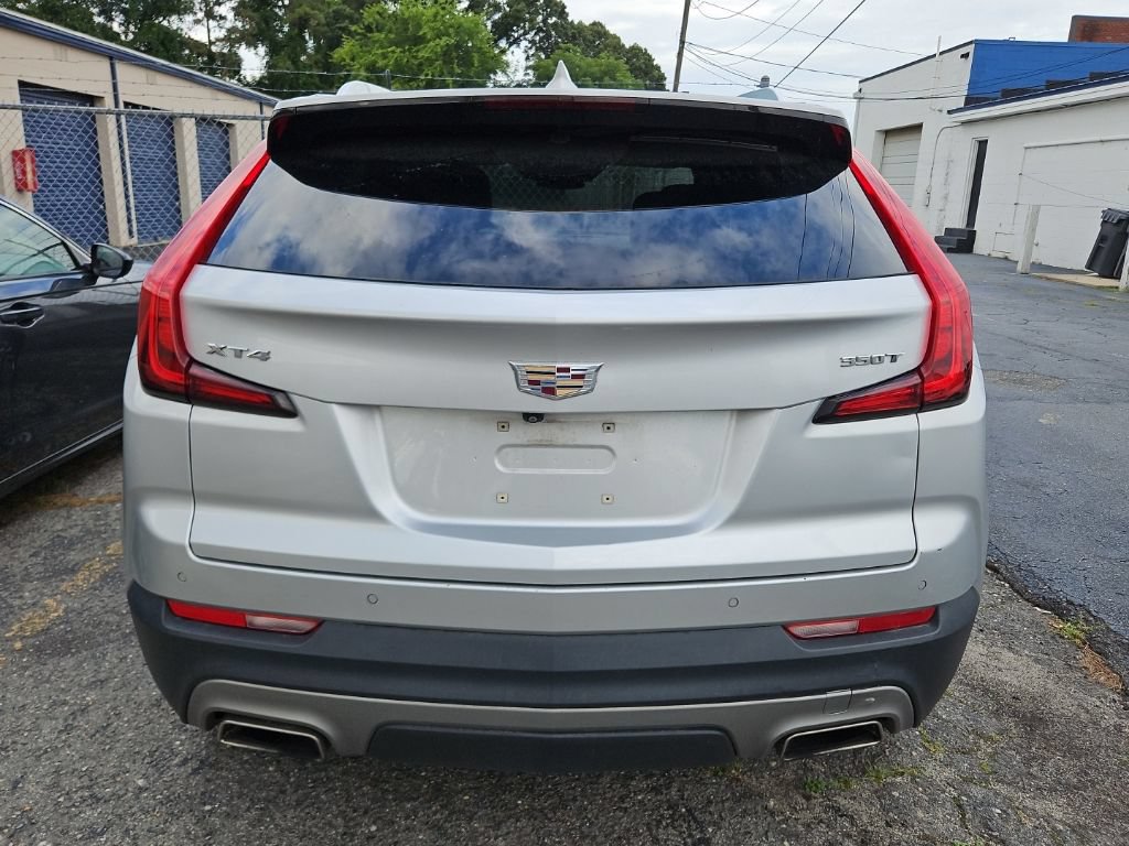Used 2022 Cadillac XT4 Premium Luxury w/ Safety Alert Package FWD image 4