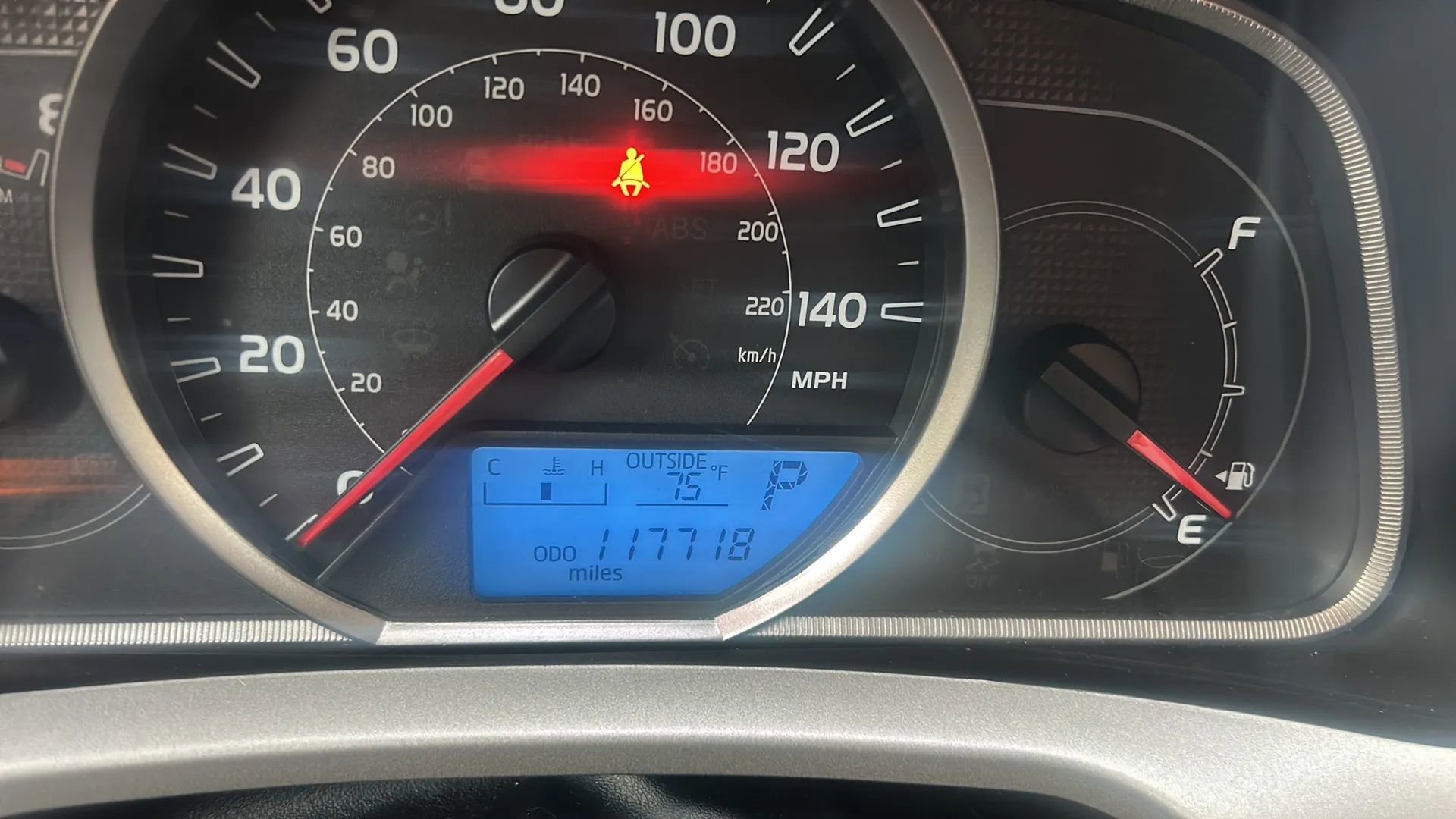 Used 2015 Toyota RAV4 LE image 29