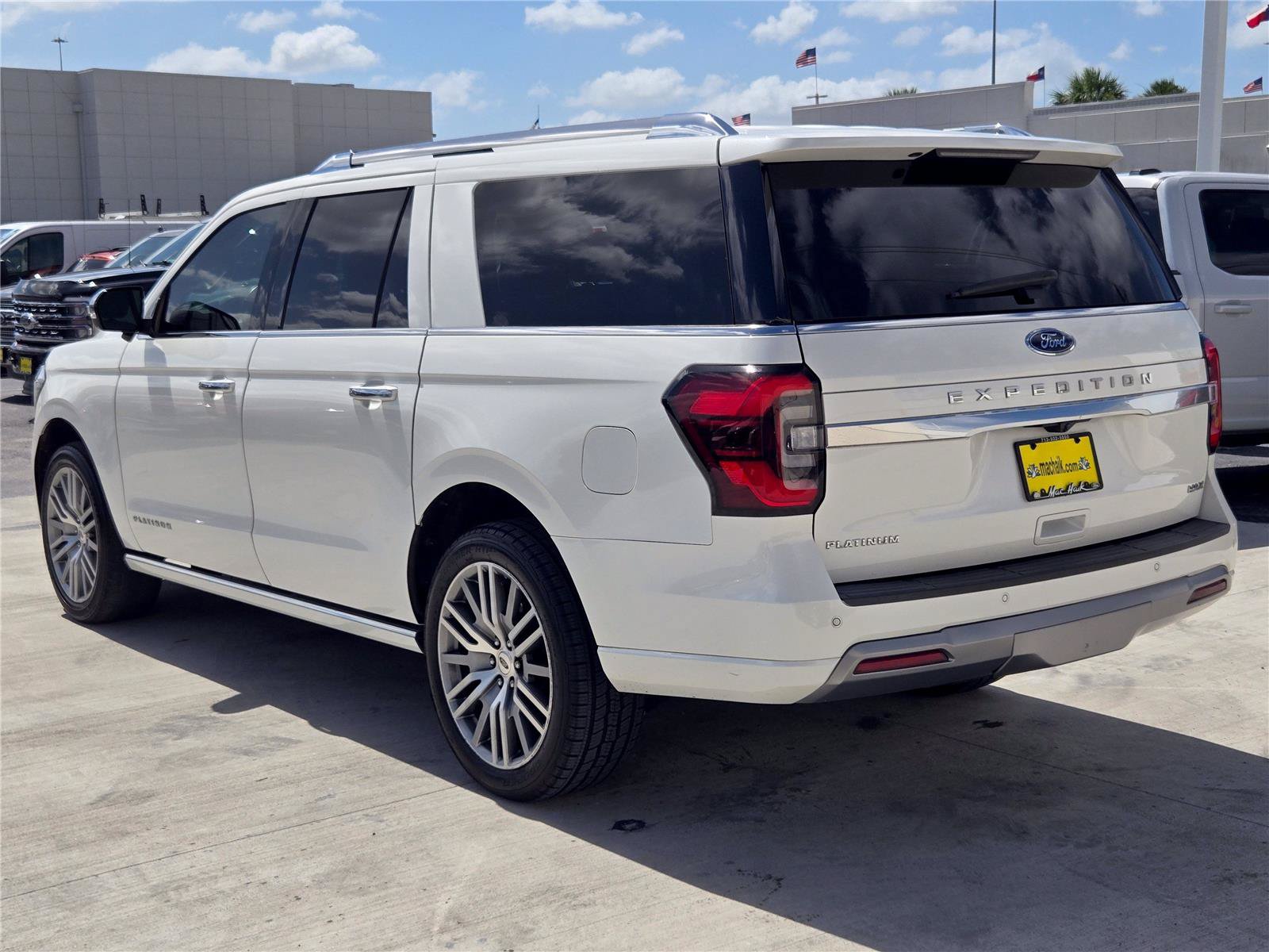 Used 2022 Ford Expedition Max Platinum RWD image 6