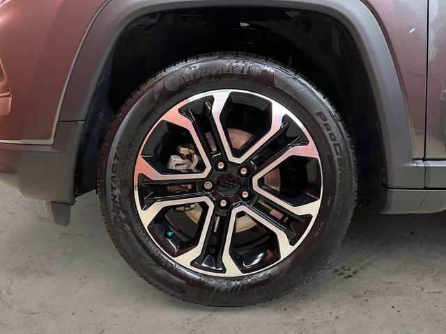 Used 2022 Jeep Compass Limited image 17