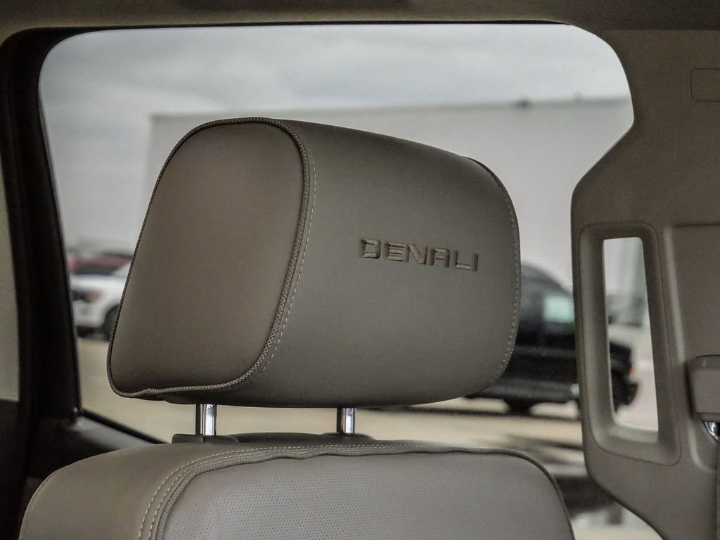Used 2015 GMC Sierra 1500 Denali w/ Driver Alert Package image 19
