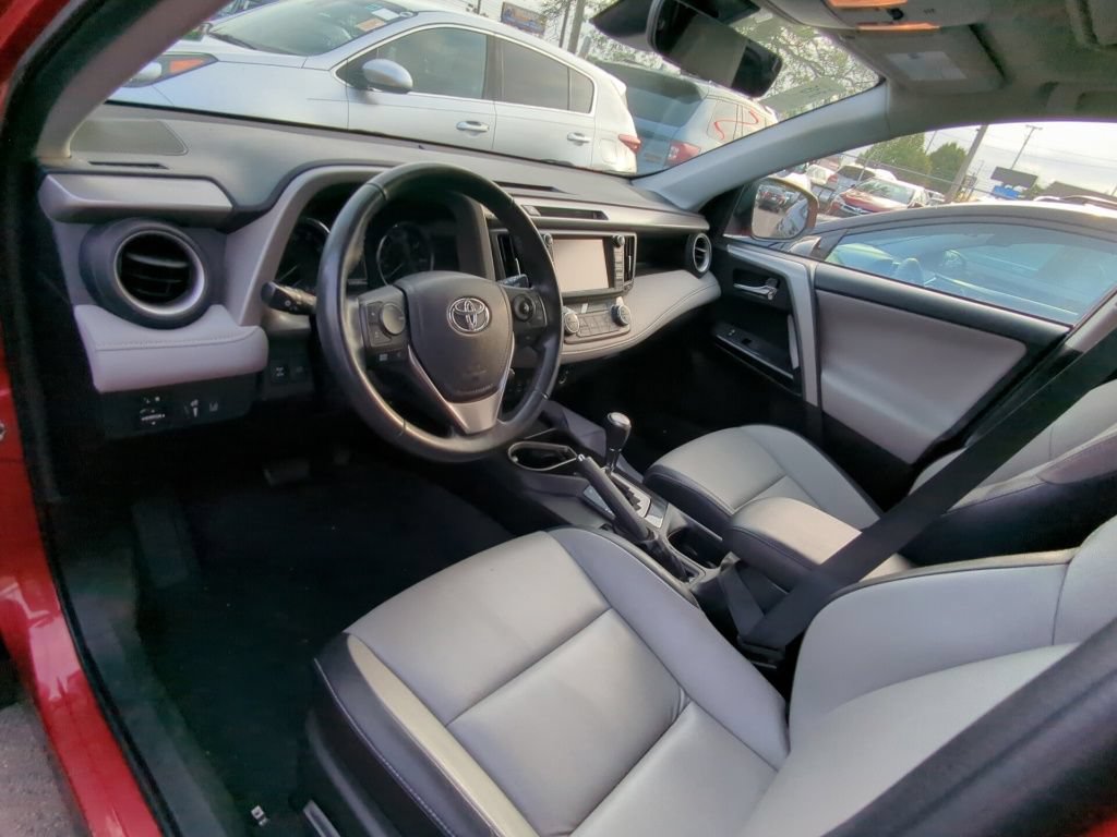 Used 2016 Toyota RAV4 Limited AWD/4WD image 7