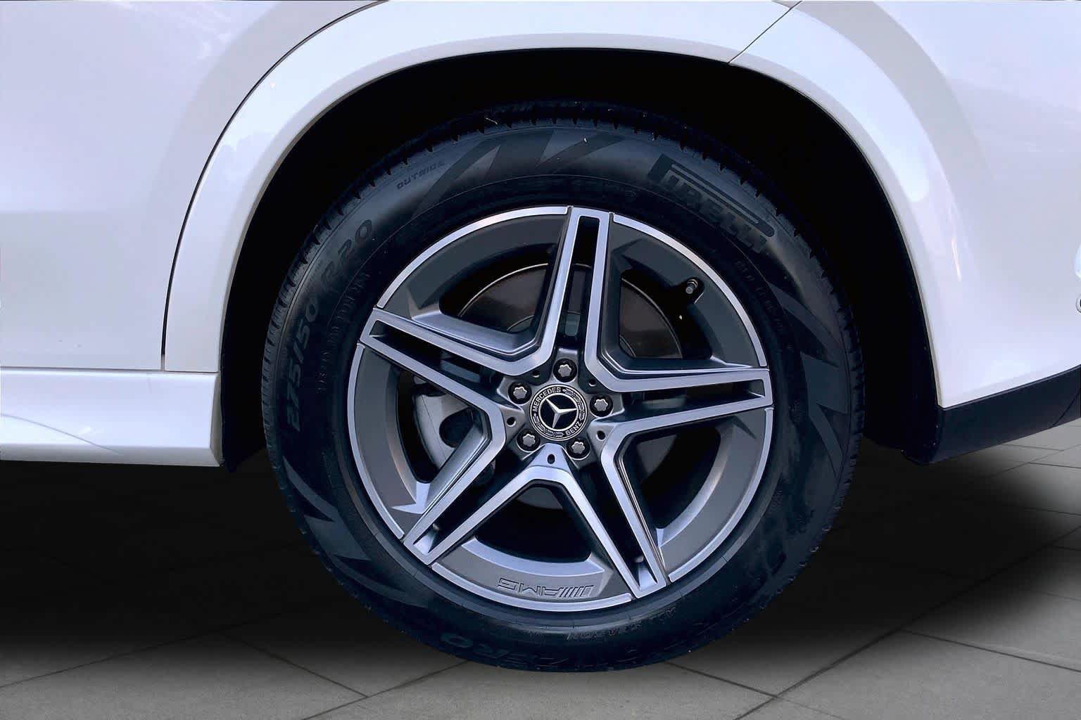 Used 2024 Mercedes-Benz GLE 450 4MATIC image 11