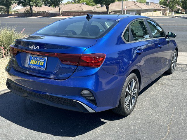 Used 2022 Kia Forte LXS FWD image 3