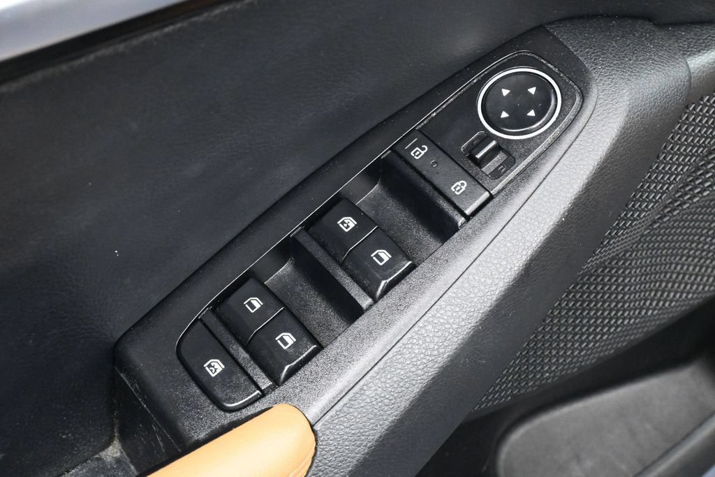 Used 2024 Kia Seltos EX FWD image 14